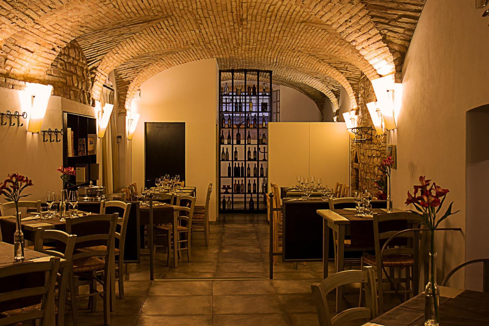 Hotel Le Mura Foligno Esterno foto