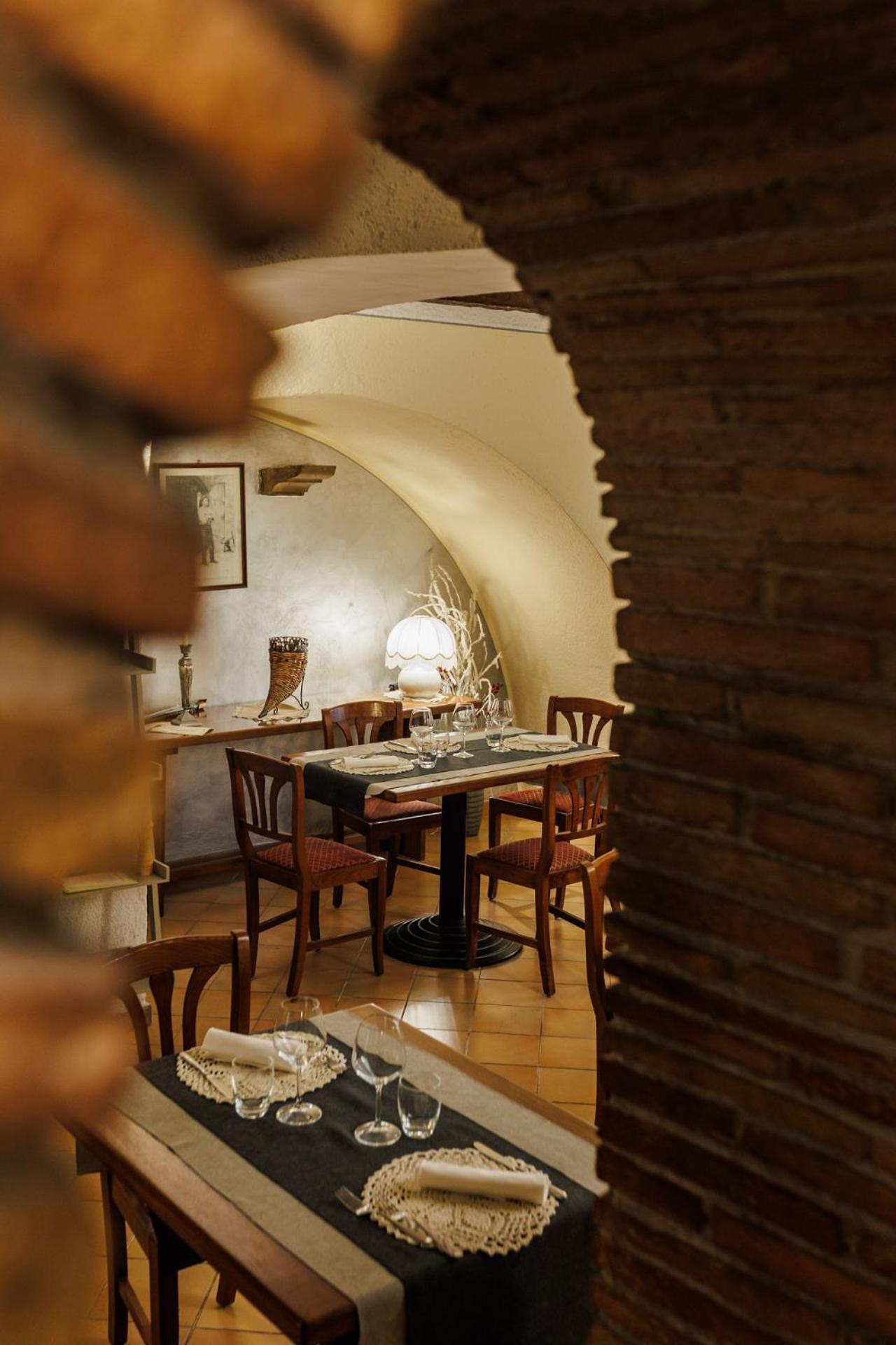 Hotel Le Mura Foligno Esterno foto