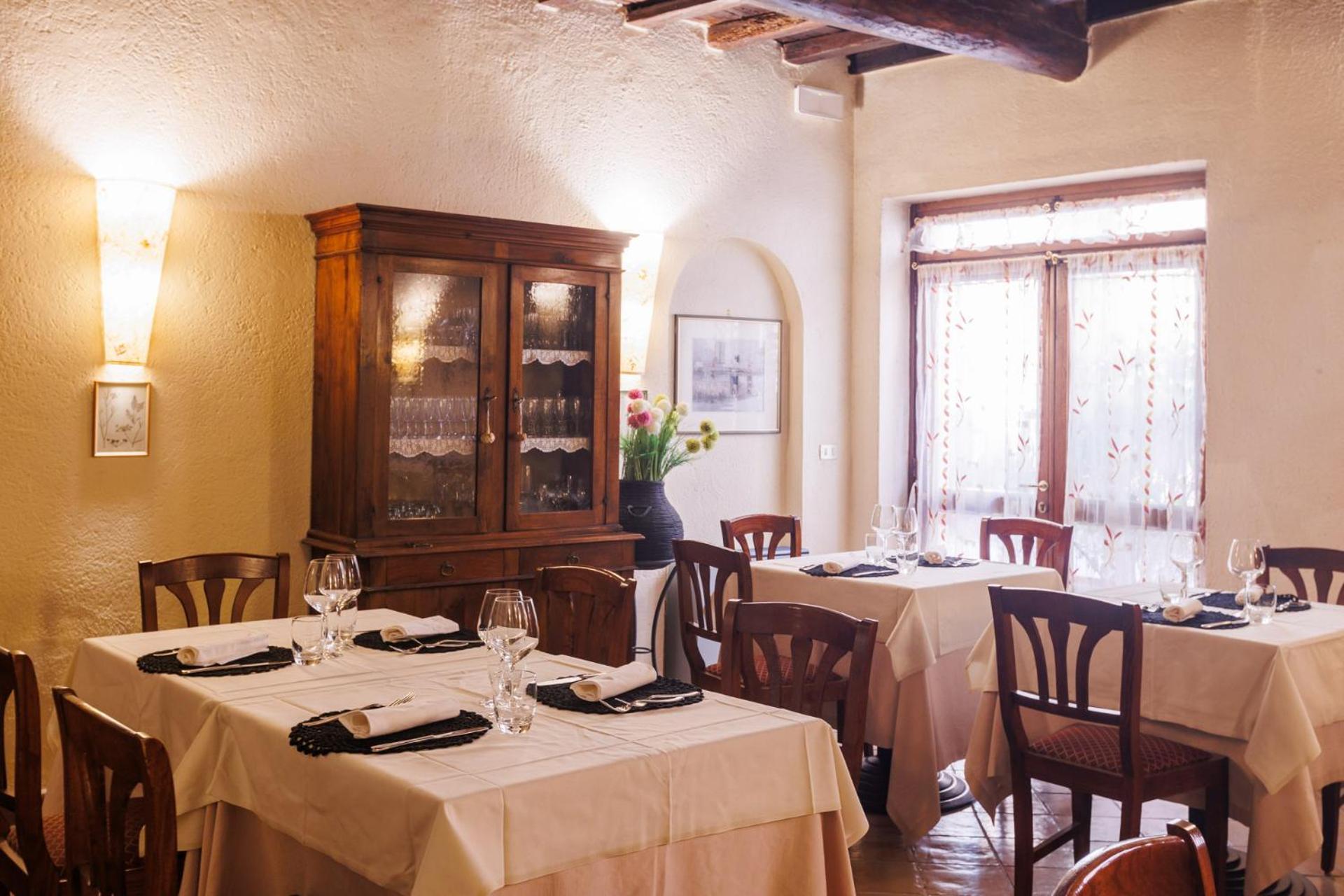 Hotel Le Mura Foligno Esterno foto