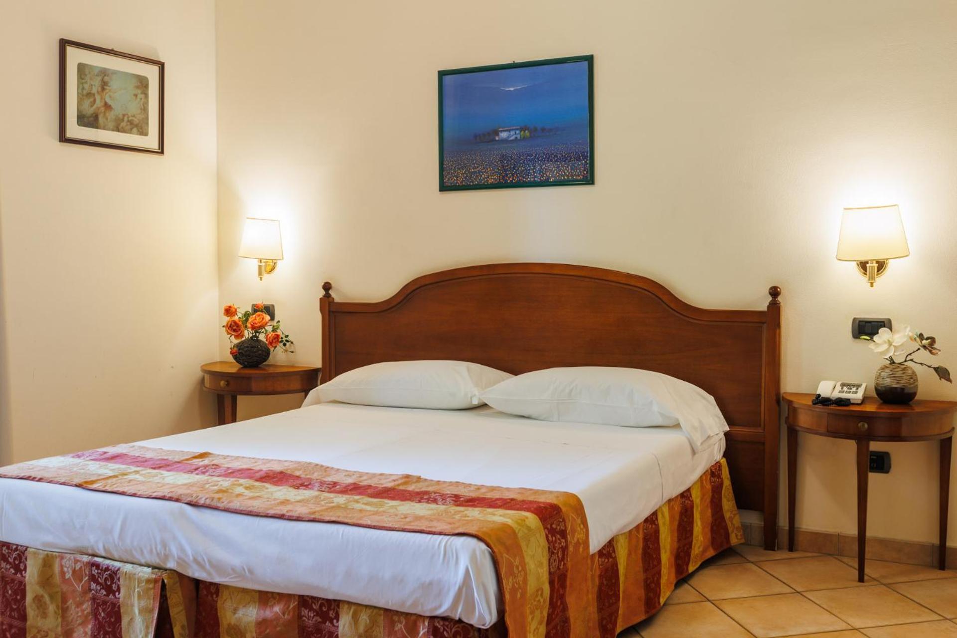 Hotel Le Mura Foligno Esterno foto