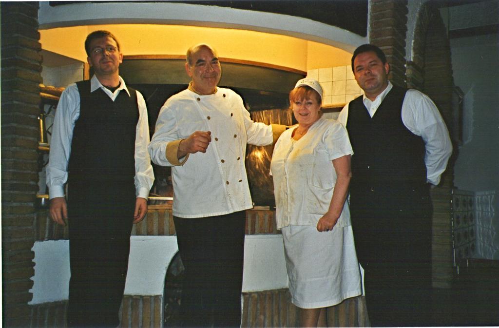 Hotel Le Mura Foligno Esterno foto